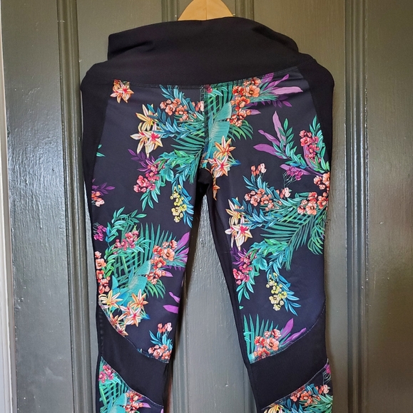 Xersion JCPenney High Rise 7/8 Fitted Legging - Picture 4 of 8